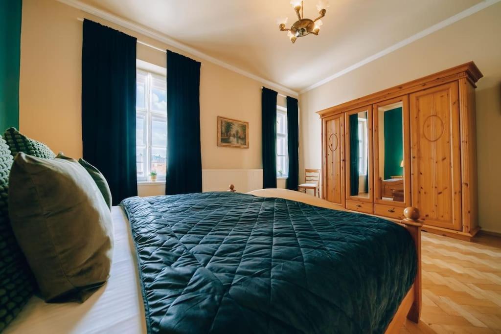 Lejlighed Magnificent Historical Penthouse In The Heart Of *